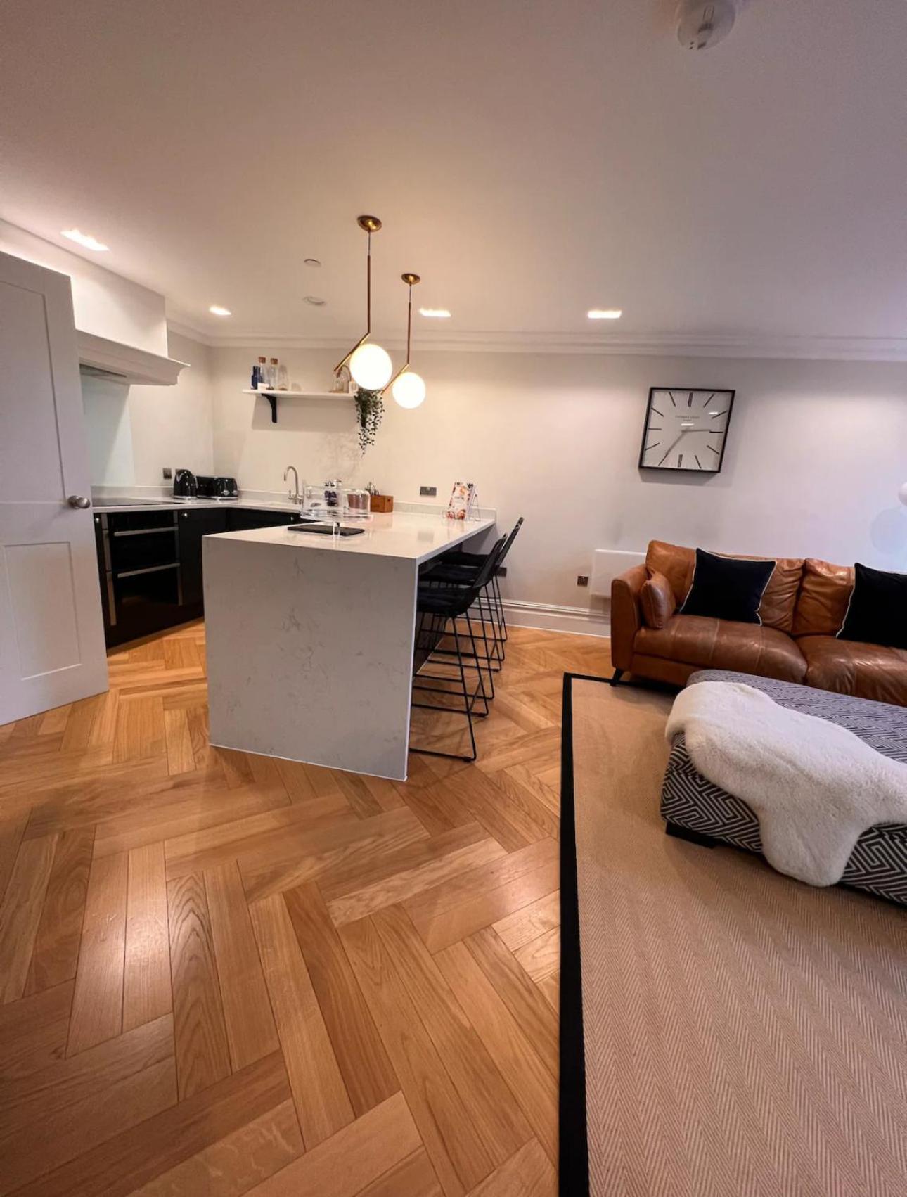 The Bank Apartment คาร์ดิฟฟ์ ภายนอก รูปภาพ