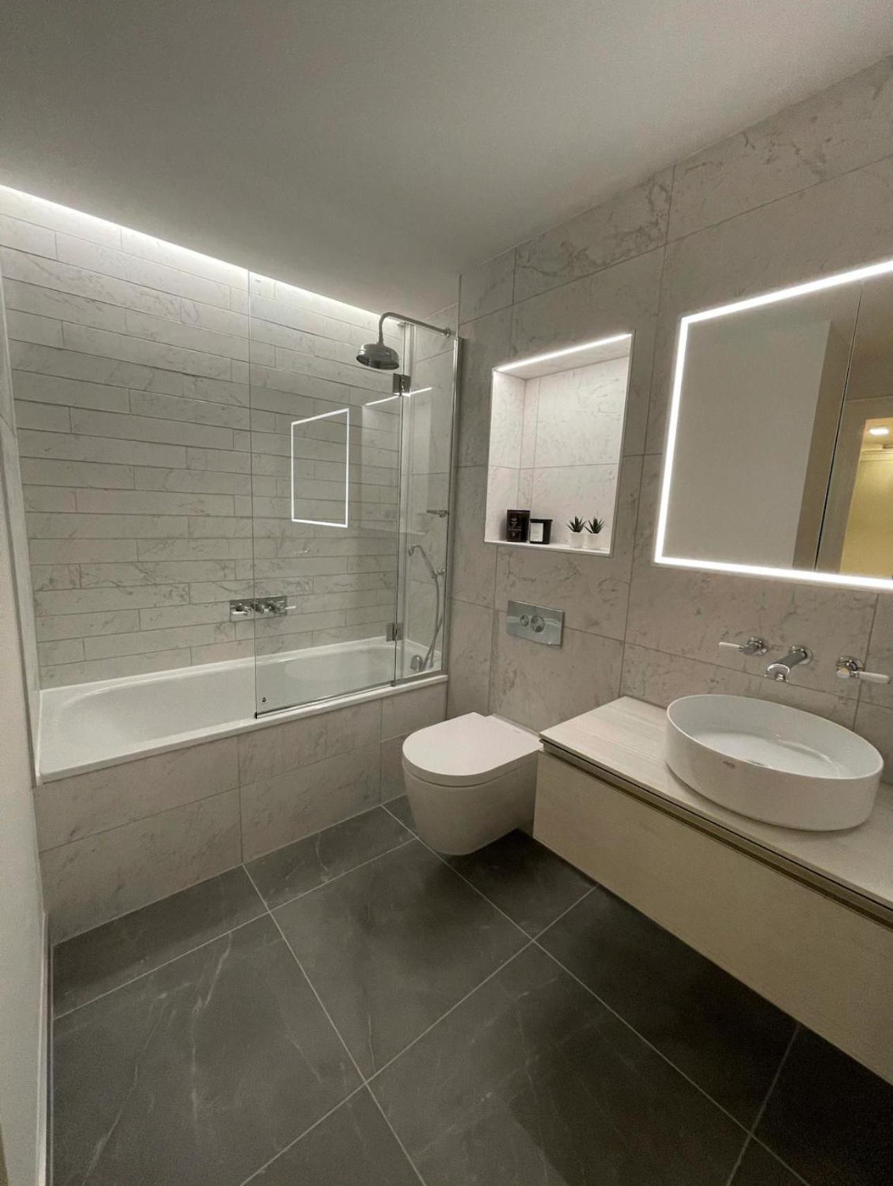 The Bank Apartment คาร์ดิฟฟ์ ภายนอก รูปภาพ